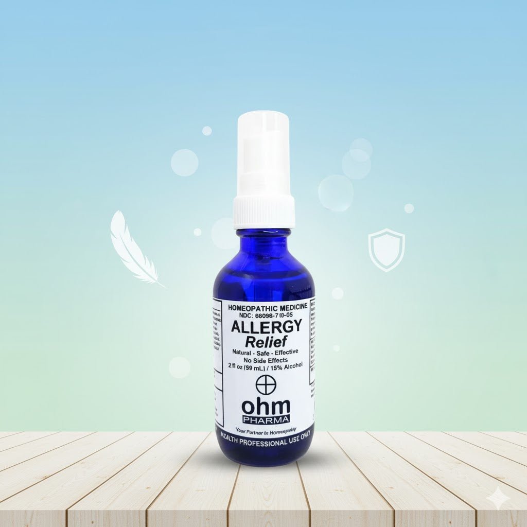 Frasco de spray homeopático Allergy Relief para alivio temporal de síntomas de alergia, rinitis y congestión.